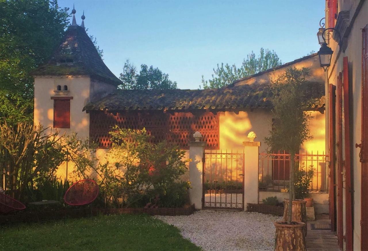 La Carreterie - Maison De Famille{S} Pineuilh Экстерьер фото